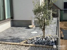 ナチュラルなロックガーデン[施工後]