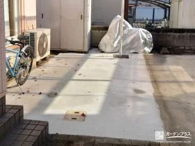 お庭にコンクリートを打ち駐車スペースへ生まれ変わらせた工事