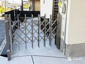 駐輪スペースの安心を守る伸縮門扉[施工後]