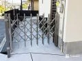 駐輪スペースの安心を守る伸縮門扉