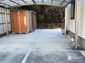 大容量物置が主役の、収納力を高めた外構リフォーム工事