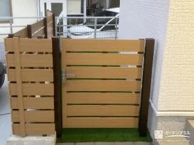 ワンちゃんの飛び出しを防止するフェンスと門扉[施工後]