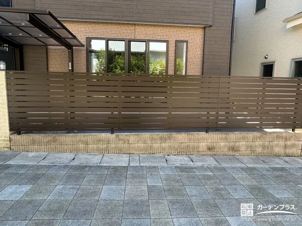 フェンス設置で生垣のお手入れの手間をなくしたリフォーム工事