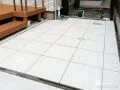 600角タイルで舗装したテラス