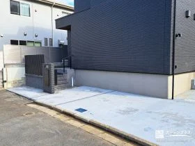 メンテナンスを軽減する機能的な駐車スペース[施工後]
