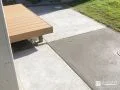 デッキ周りに土間コンクリートを打設ししっかり雑草対策した工事