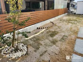 天然芝と植栽でナチュラルに彩りをプラスしたお庭リフォーム工事