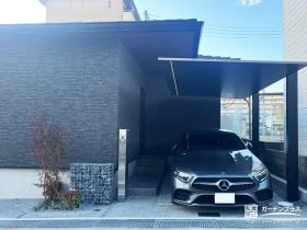 直線的な構成の中にやわらかさを加えた和モダンな新築外構