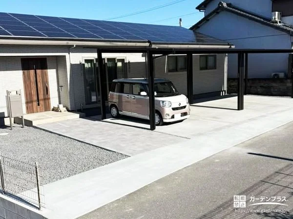 敷地を有効活用した4台駐車の新築外構