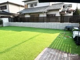 場所に合わせて基礎を切り替えた外周フェンス計画[施工後]