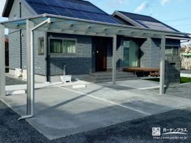 直線美を活かした駐車スペース計画