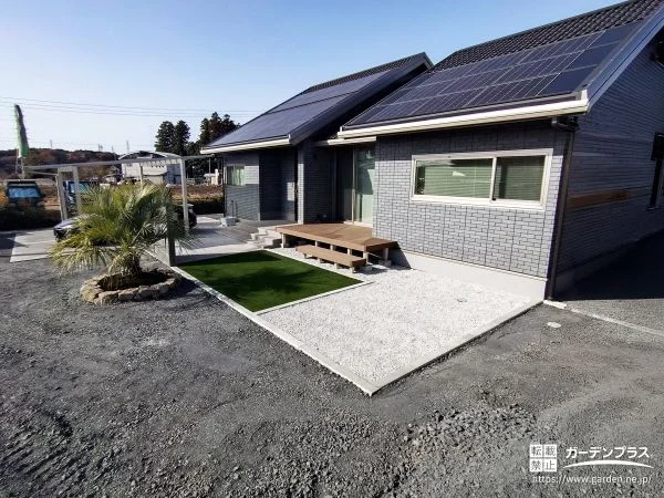 No.28304 管理のしやすさとコストバランスにも配慮した広大な敷地の新築外構[施工後]