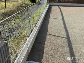 コンクリートブロックで整えた敷地境界[施工後]