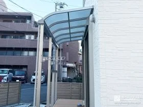暮らしを快適にする、多目的なテラス屋根[施工後]
