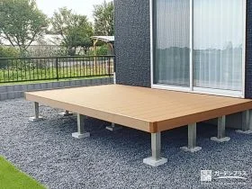 既存の可愛らしい花壇の黒土を入れ替え植物を育てやすくした工事