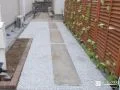 側庭に防草シートと砂利を敷き美しい景観を保ったリフォーム工事
