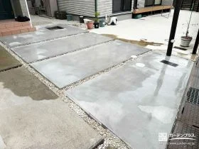 職人技でフラットに整えた、多目的アプローチ[施工後]