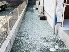 雑草対策した犬走り[施工後]