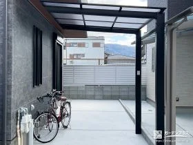 自転車を雨風から守るサイクルポート[施工後]