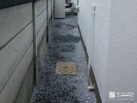 雑草対策で外周をすっきりと整理[施工後]