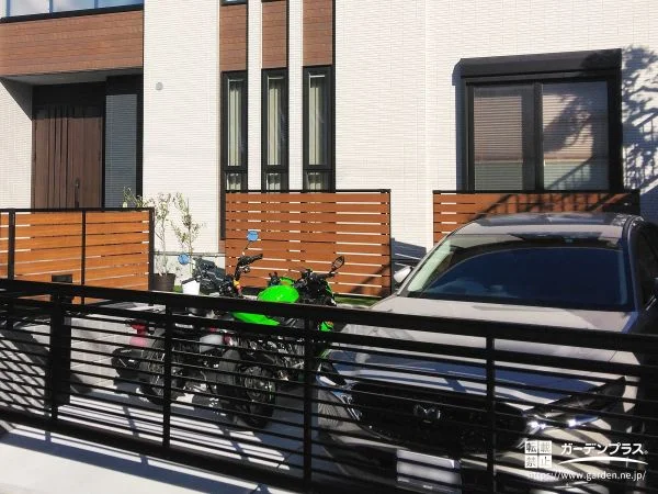 ゆとりを確保した駐車スペース