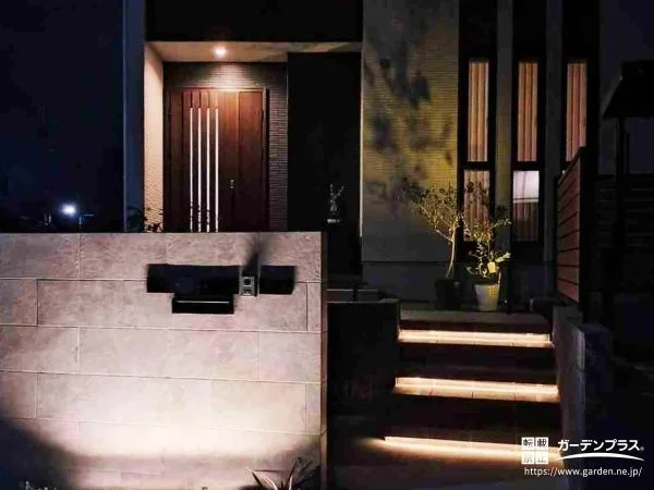 光で魅せる門まわり