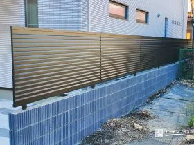 住まいを包み込む、目隠しフェンス[施工後]