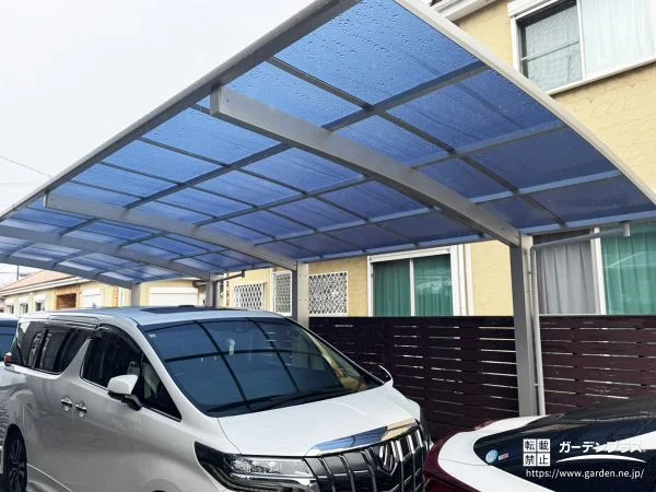熱線遮断ポリカ屋根のカーポート