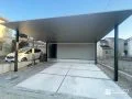 フラット屋根がおしゃれな2台用カーポートでお車を守った工事