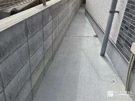 お手入れしにくい犬走りスペースをローメンテナンス化した工事