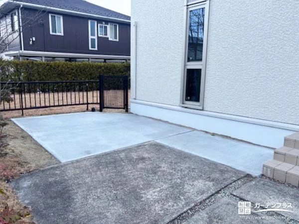 玄関前を駐輪スペースとして活用できる土間コンクリート打設工事