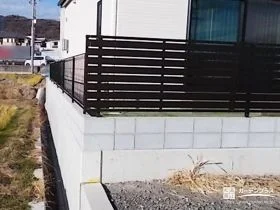 フェンスで安心して過ごせる庭に[施工後]