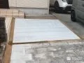 玄関前に土間コンクリートを打ち駐車スペースを拡張した工事