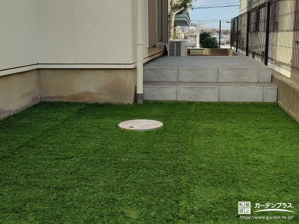 メッシュ門扉設置でワンちゃんの飛び出しを防止したお庭工事