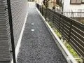 犬走りは雑草対策ですっきり管理