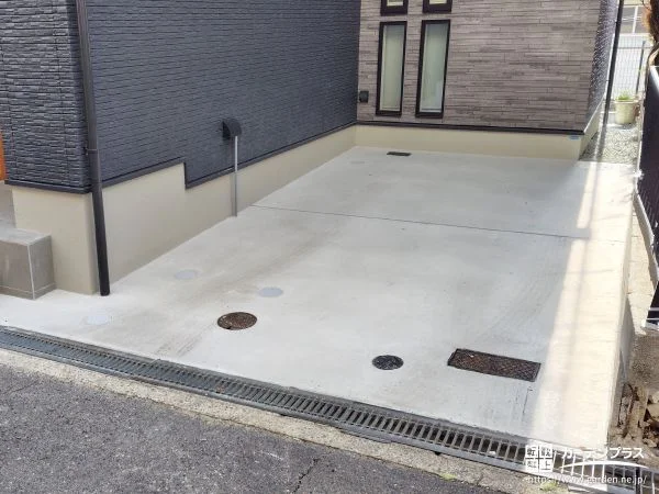 お車を停めやすい広々とした土間コンクリートの駐車スペース工事