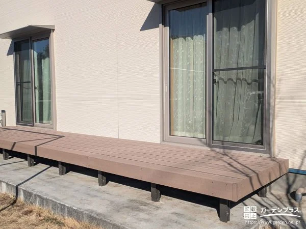 ウッドデッキとバルコニー屋根設置で快適な空間をつくった工事