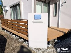 デッキフェンス付きウッドデッキでゆったりくつろげるお庭工事