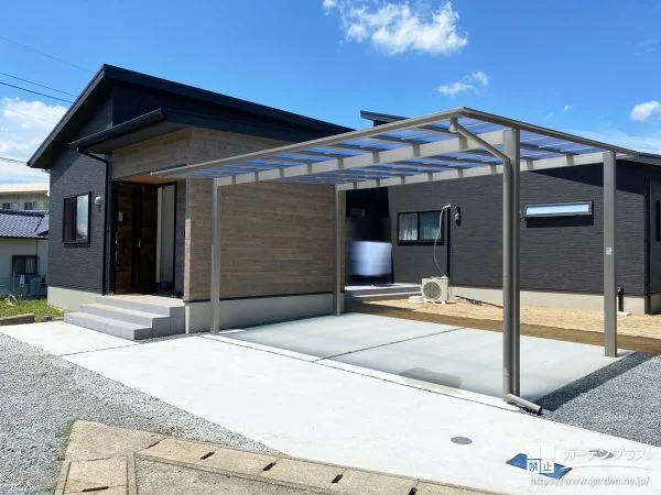 ワイドタイプのカーポートでお車をしっかり守る駐車スペース工事