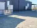 3辺を囲う境界フェンスで安心感をプラス