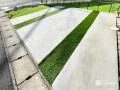 人工芝スリットで整える轍駐車スペース
