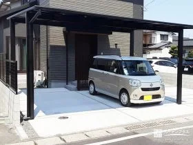 雨の日も、夏の日差しも味方につけるカーポート[施工後]