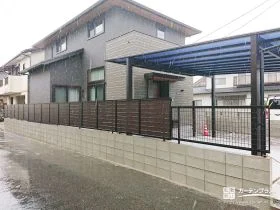 場所によって「隠す」と「見せる」を使い分けるフェンス計画[施工後]