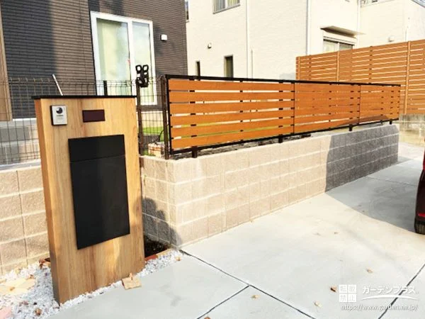 使いやすさと統一感にこだわった木目調が柔らかな新築外構