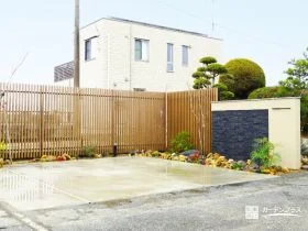 玄関まわりを上質にしたい方へ｜石×植栽×照明のオープン外構