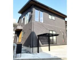 限られたスペースを活かした、すっきりモダンな新築外構