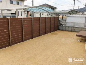 目隠しフェンスとデッキでくつろげる庭へ[施工後]