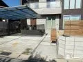 角地でも安心して暮らせる視線に配慮した新築外構