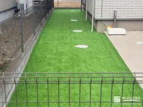 お庭の一画に人工芝を敷き鮮やかな緑をプラスしたリフォーム工事