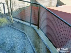 レンガを並べて可愛らしい印象の花壇をつくったリフォーム工事